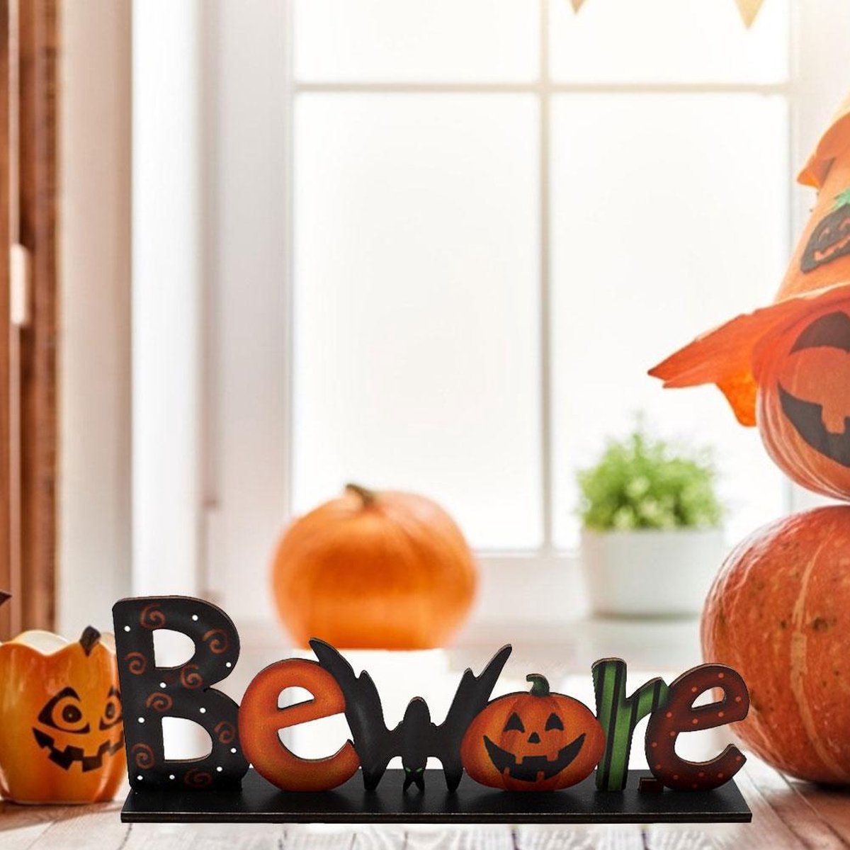 Halloween Decoratie | Houten Beware Decoratie Bord Inclusief Standaard